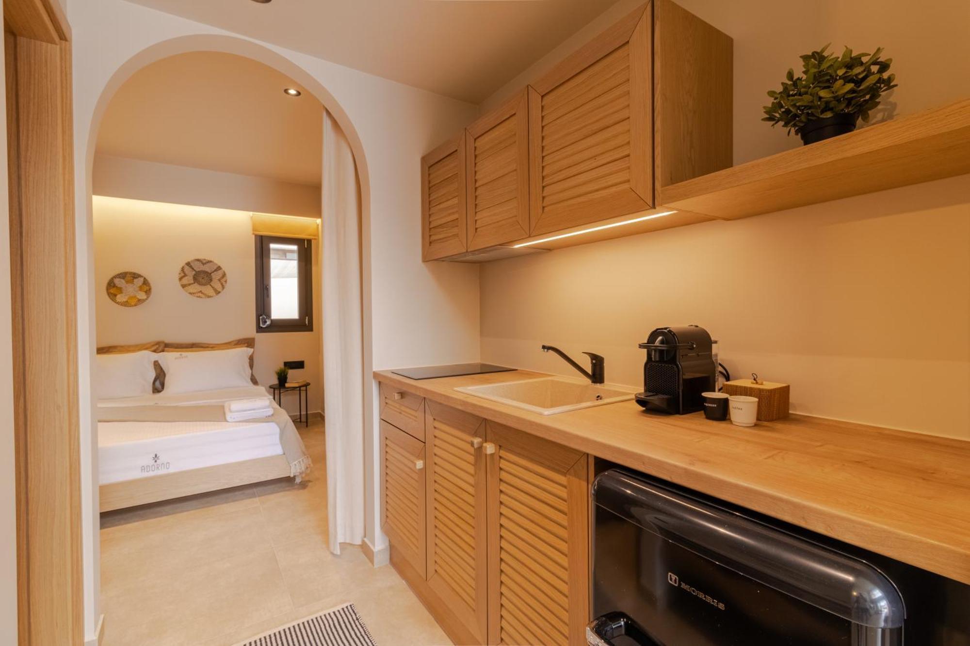 Adorno Private Suites Only Adults & Kids 12 Plus Неа-Врасна Экстерьер фото